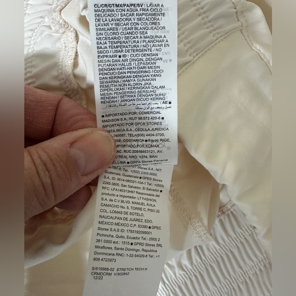 Old Navy Womens high Rise StretchTech Quick Dry Run Active gym Shorts sz 4X NWT - Picture 9 of 9